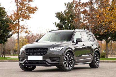 Small Size SUV Models Explanation for Engine Options and Safety Features