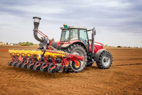 Tractors Information for Different Types and Usage Purposes